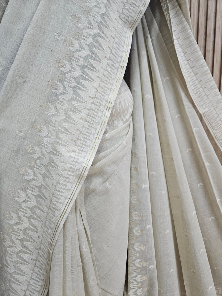 (dusty green) Experience the Elegance of Tradition Handspun Handwoven Cotton Jamdani Saree Balaram Saha