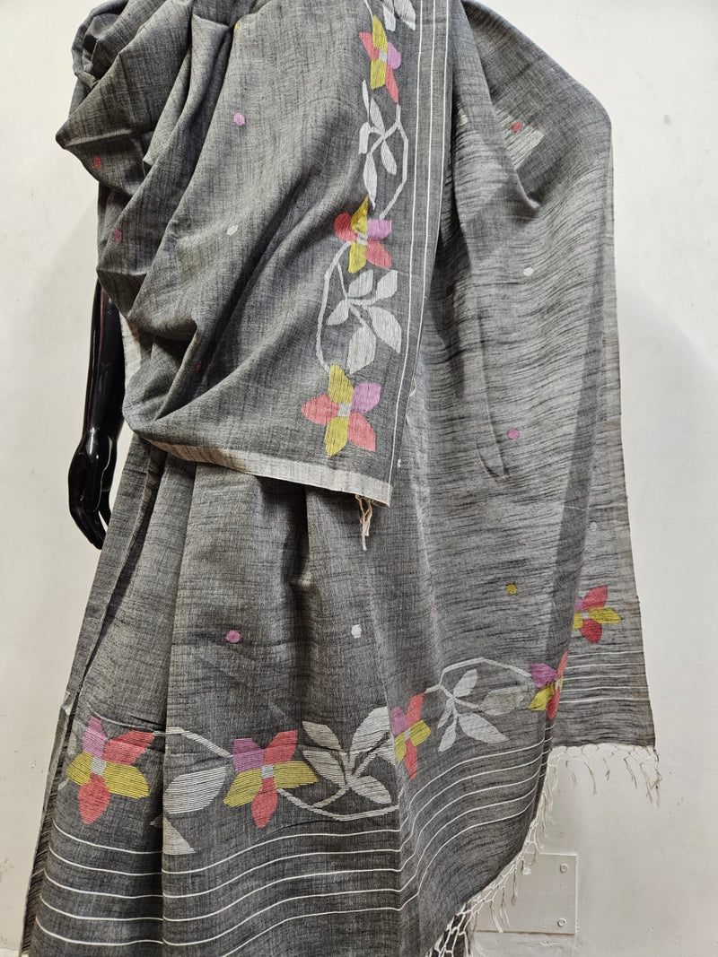 Grey & Multicolor Handwoven Jamdani Kurta Set by Balaram Saha - (balaram saha online, Handloom Dupatta, Handwoven Jamdani, Handspun Cotton, jamdani dupatta, balaram saha dupatta, cotton jamdani dupatta, jamdani dupatta online, dhakai jamdani dupatta, dupatta collection, dupatta)   https://edition.cnn.com/