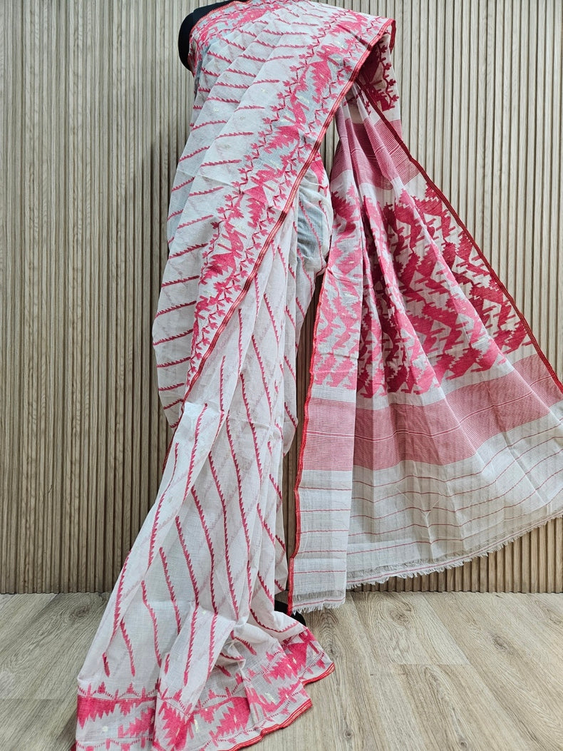 Embrace Authenticity: White & Red Pure Cotton Handloom Jamdani Saree by Balaram Saha Balaram Saha