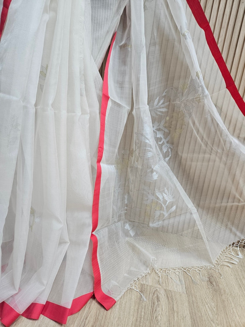Off-White & Red Handwoven Muslin Silk Jamdani Saree With Red Contrast Plain Border Balaram Saha