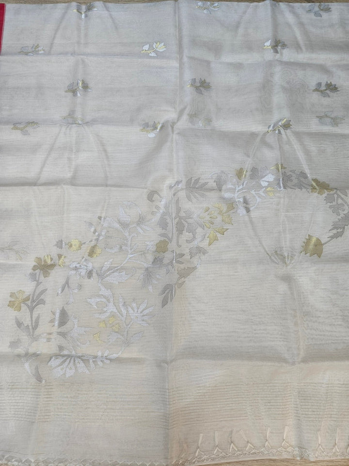 Off-White & Red Handwoven Muslin Silk Jamdani Saree With Red Contrast Plain Border Balaram Saha