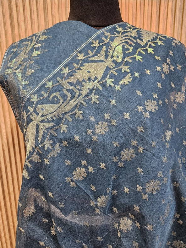 Balaram Saha's Bangladesh Dhakai White and Red traditional handwoven Soft Jamdani Saree Balaram Saha