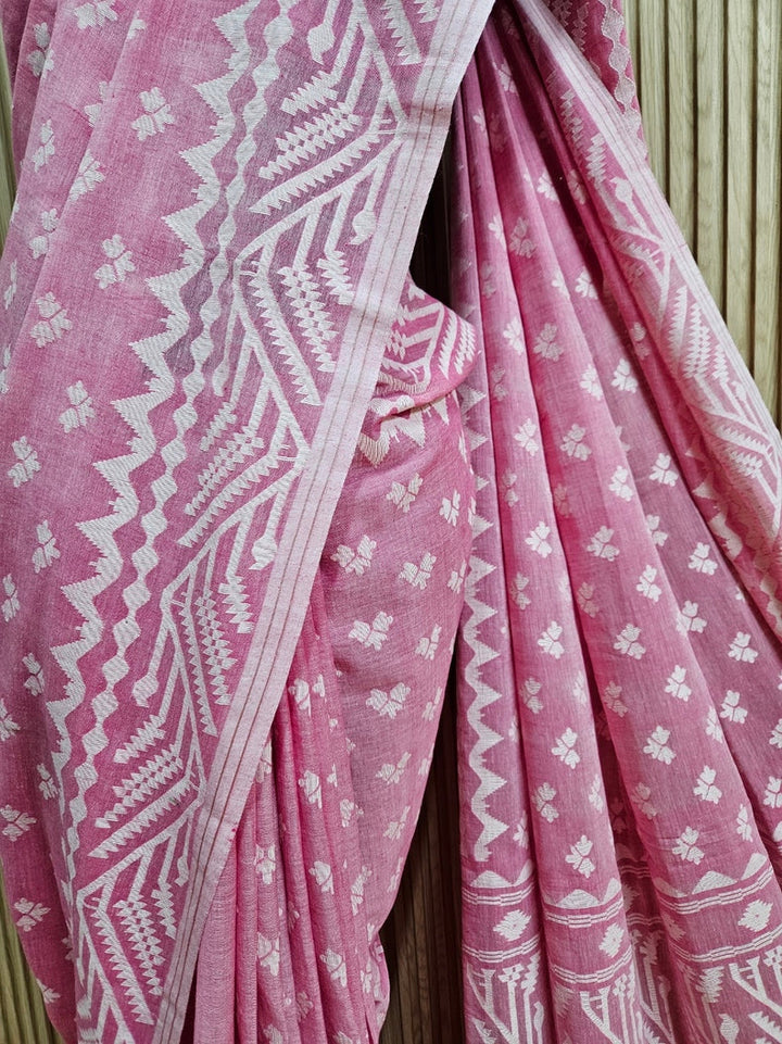 Onion Pink & White Handspun Cotton Handwoven Jamdani Saree – Masterpiece by Expert Weaver Balaram Saha

www.slideshare.net