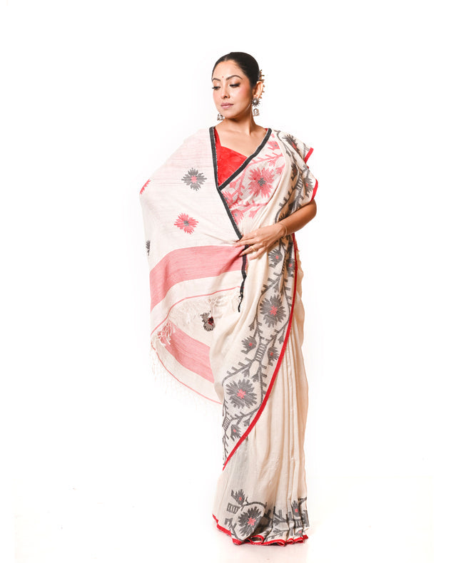 Elevate Your Ethnic Wardrobe with This Exquisite Off-White Handloom Matka Silk Saree Balaram Saha