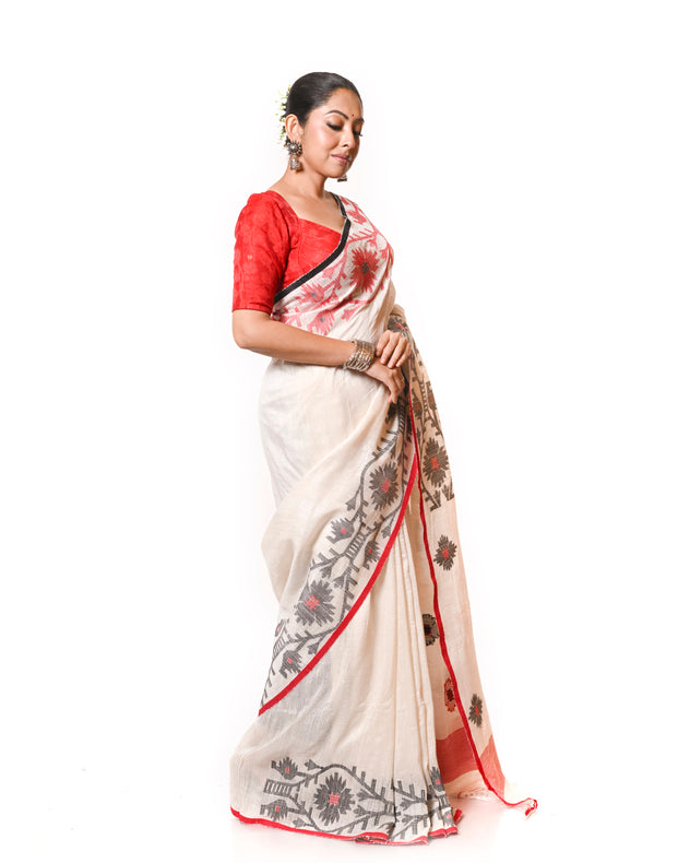 Elevate Your Ethnic Wardrobe with This Exquisite Off-White Handloom Matka Silk Saree Balaram Saha