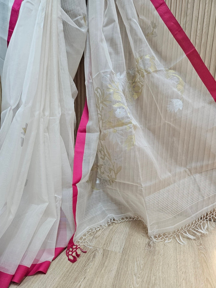 Earthy Elegance: Off-White & Pink Muslin Silk Jamdani Saree Balaram Saha