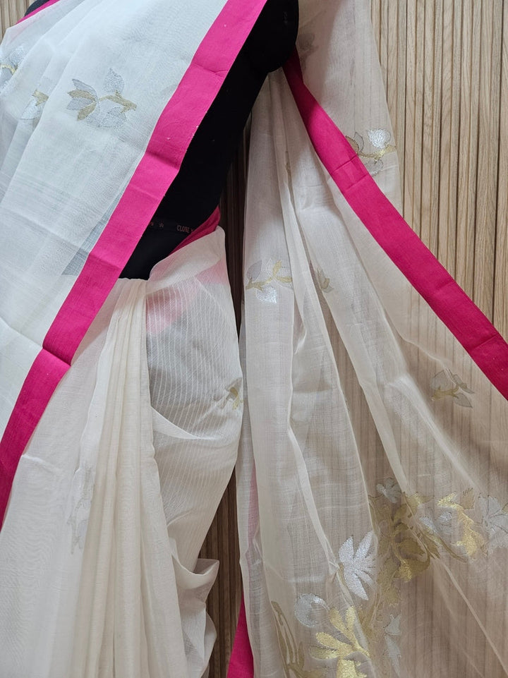 Earthy Elegance: Off-White & Pink Muslin Silk Jamdani Saree Balaram Saha