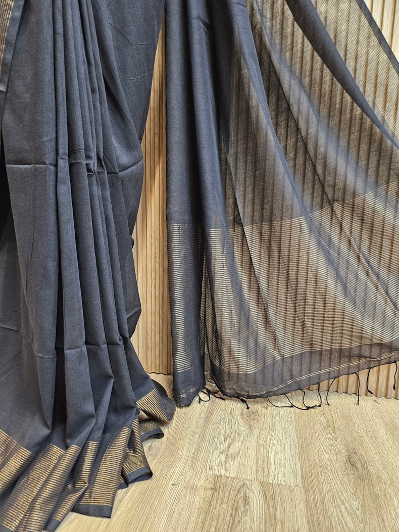 Balaram Saha’s Black & Gold Soft Handloom Cotton Saree – Tradition Meets Trend Balaram Saha