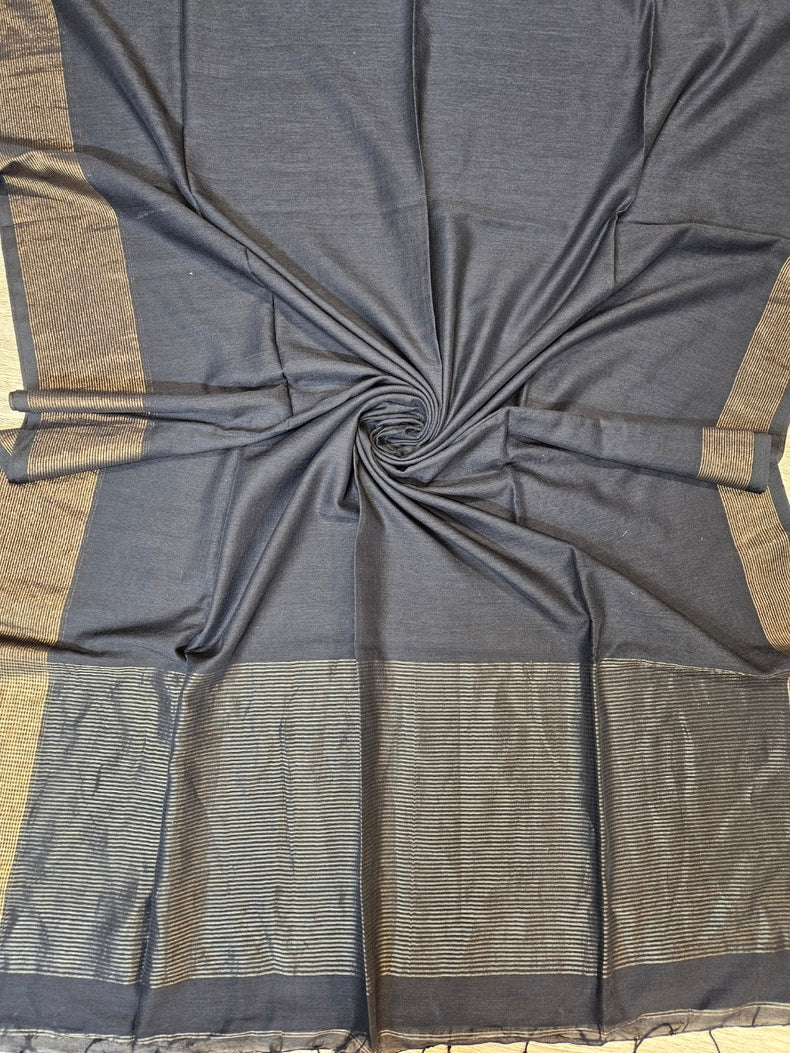Balaram Saha’s Black & Gold Soft Handloom Cotton Saree – Tradition Meets Trend Balaram Saha