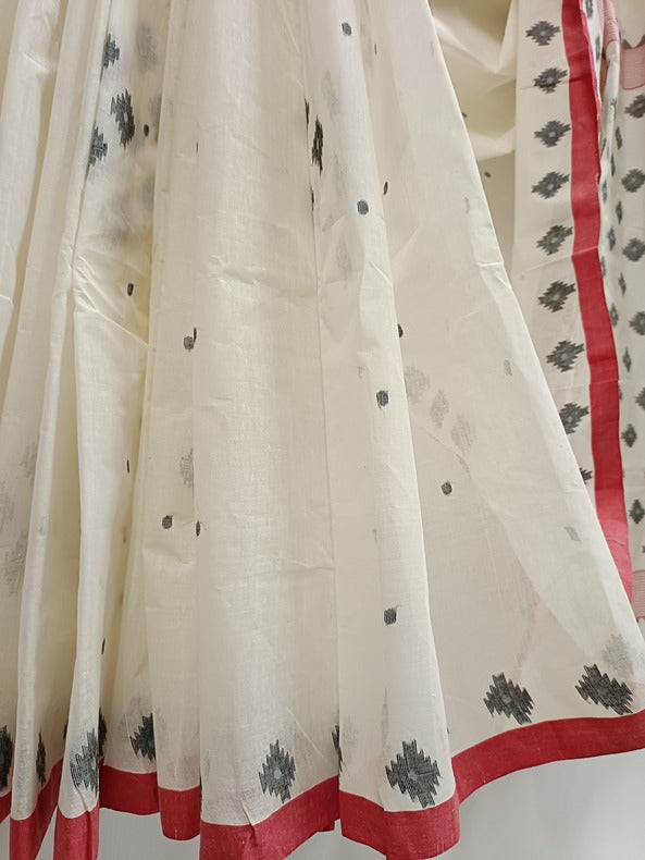 White & Red Handloom Handwoven Cotton Jamdani Saree with Black Motif Balaram Saha