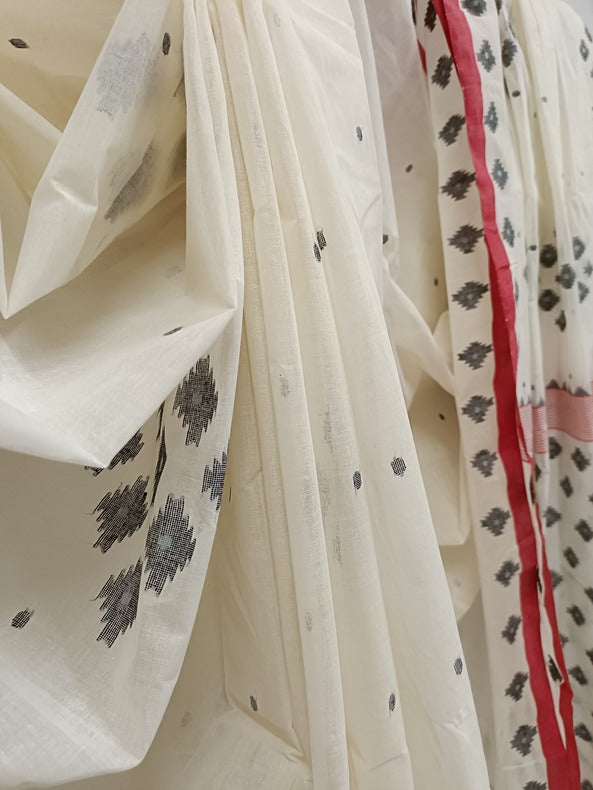 White & Red Handloom Handwoven Cotton Jamdani Saree with Black Motif Balaram Saha