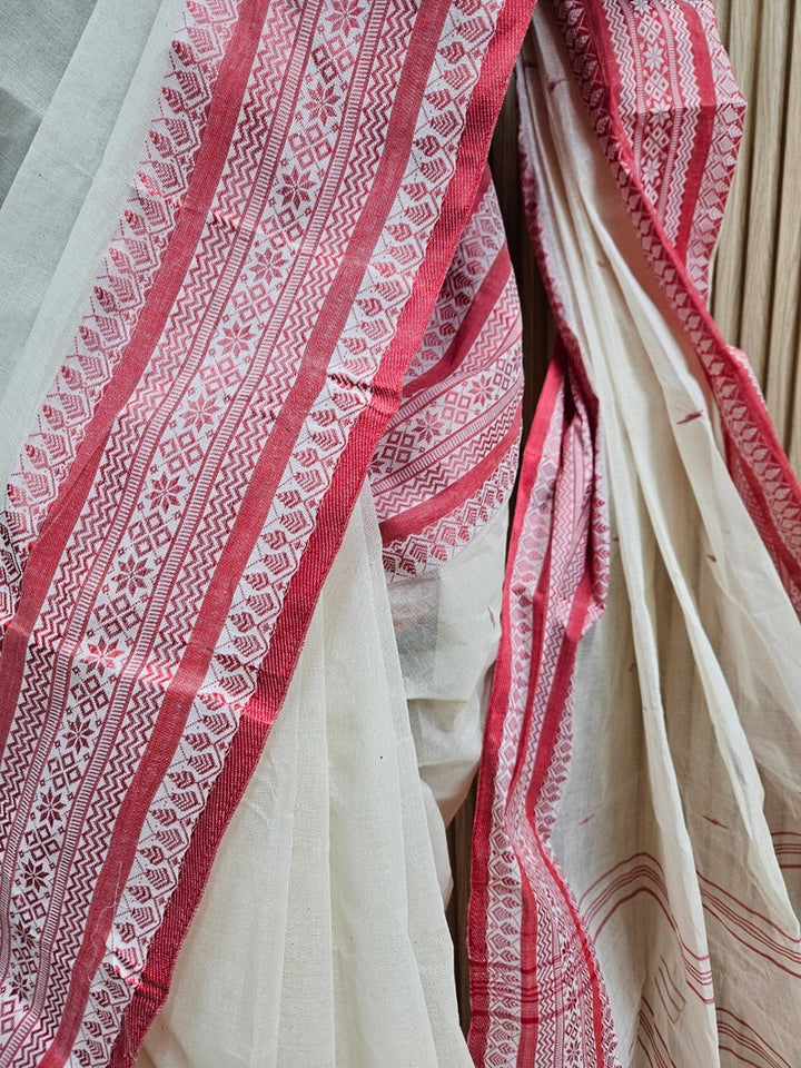 Off-White & Red Handloom Traditional Cotton Saree Balaram Saha