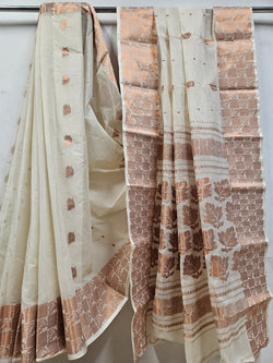 Balaram Saha's Beige Handloom Cotton Saree: The Perfect Fusion of Tradition and Comfort Balaram Saha