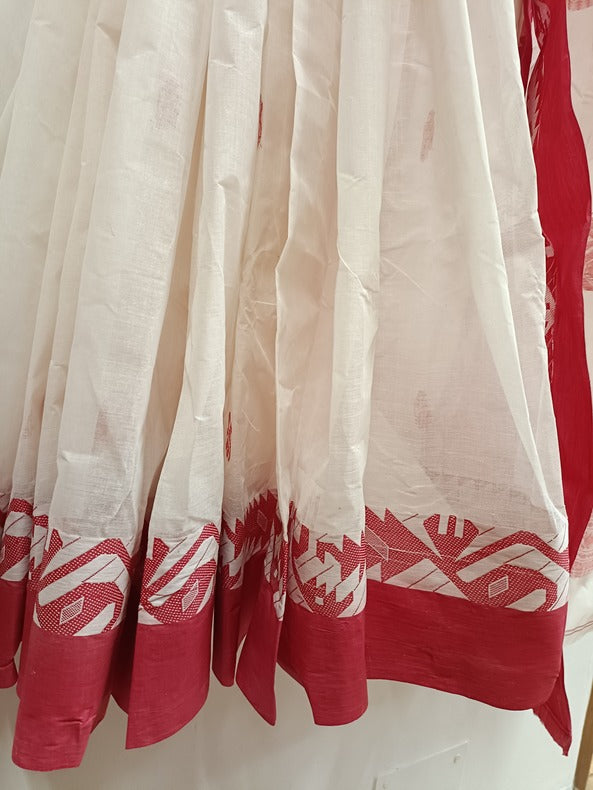 White & Red Handloom Tradition Tangail Cotton Saree Balaram Saha