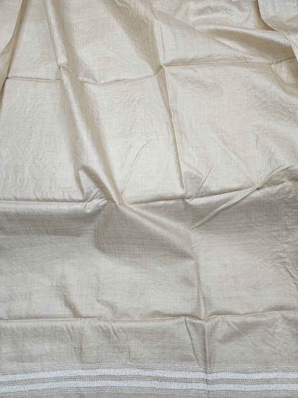 Cream Color Handloom Gachhi Tussar Saree with Handstitch by Balaram Saha Balaram Saha