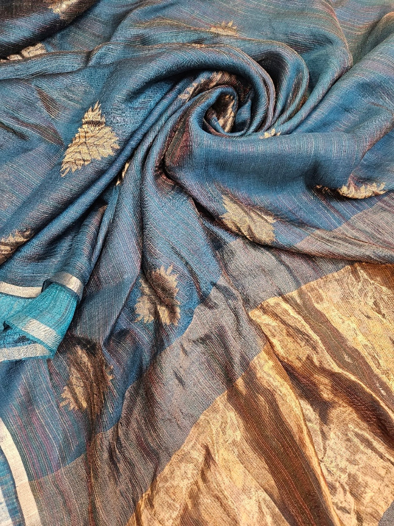 Peacock Blue and Golden Zari Soft Handwoven Muslin Silk Saree Balaram Saha
