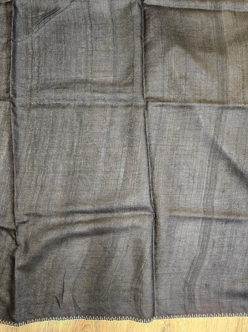 Beige & Black Tussar Silk Saree by Balaram Saha: Embrace Natural Beauty
