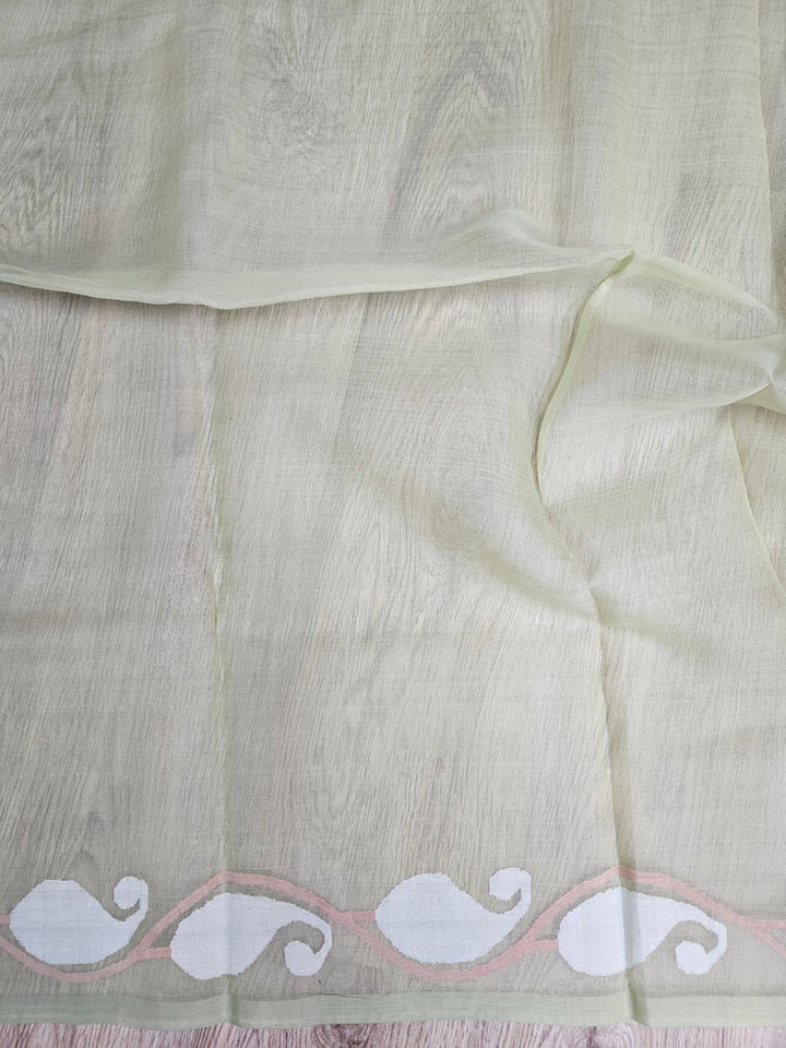 Handwoven Muslin Silk Jamdani Saree – Bird & Floral Motif on Light Lemon Green Balaram Saha