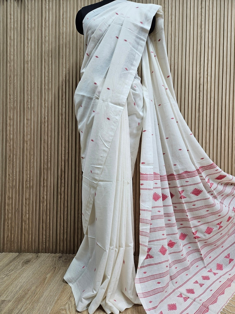 Off White &  Red Handwoven Handspun Fine Cotton Jamdani Saree Balaram Saha