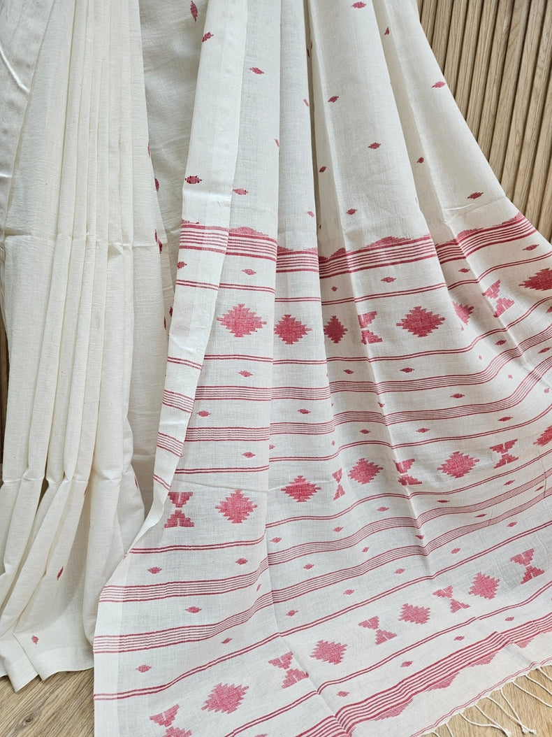 Off White &  Red Handwoven Handspun Fine Cotton Jamdani Saree Balaram Saha