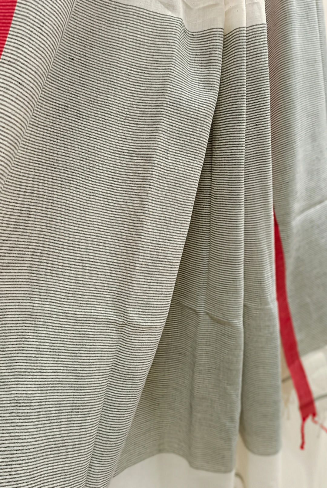 White Red  Soft handloom Cotton Jamdani Dupatta Balaram Saha