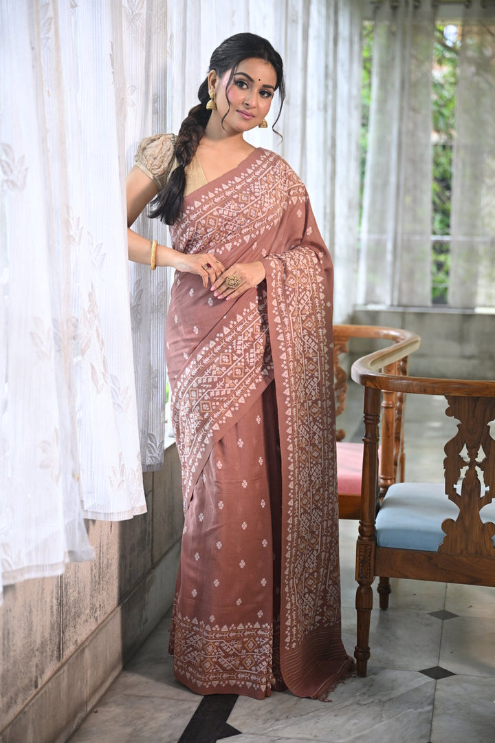 Puce Handspun Cotton Jamdani Saree with White & Dull Gold Floret Motifs Balaram Saha