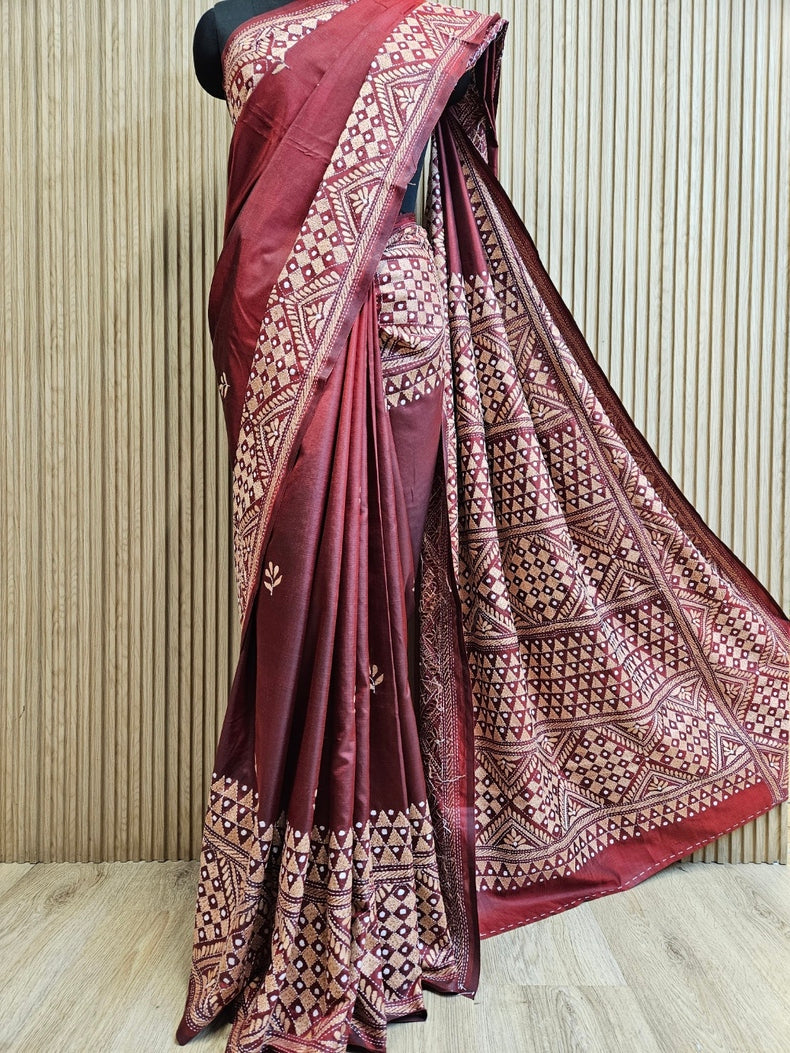 Balaram Saha’s Maroon & Beige Kantha Silk Saree – Handcrafted Artistry in Silk Balaram Saha