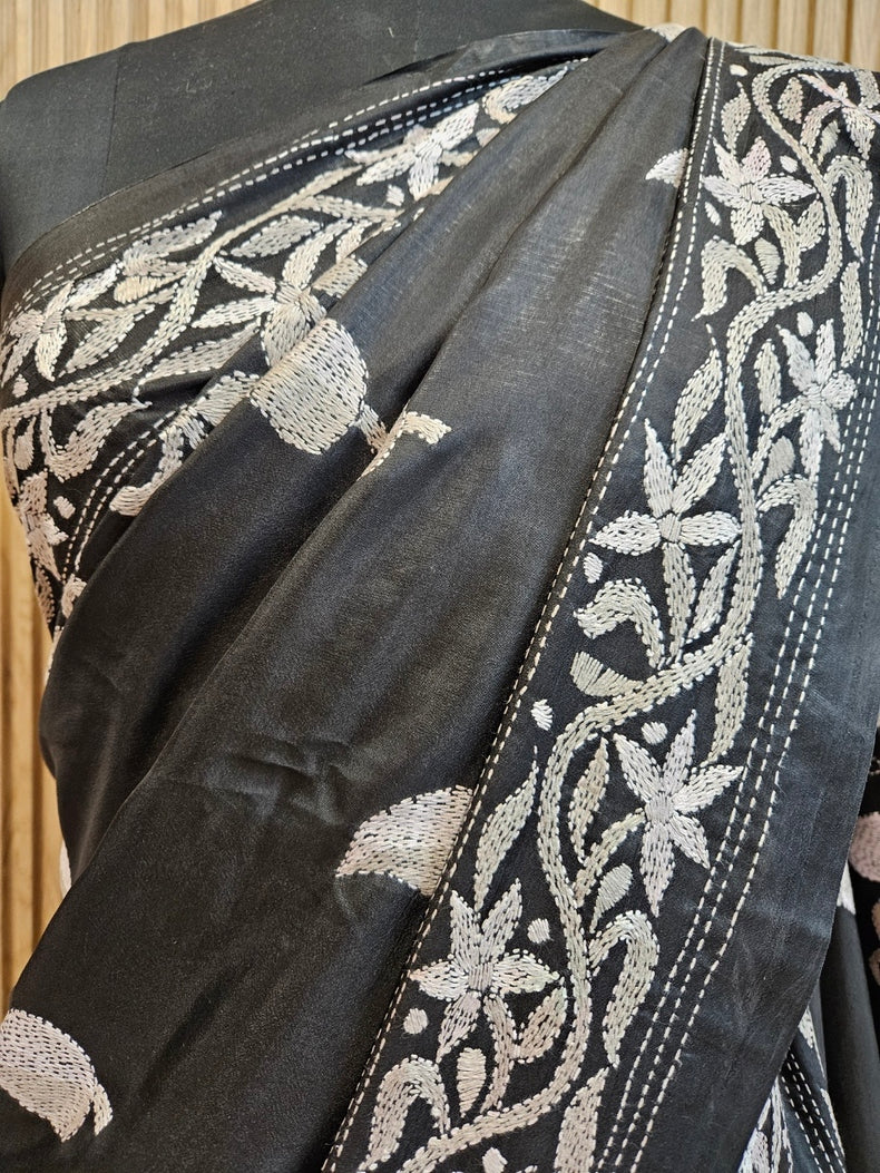 Pure Katan Magic: White & Green Kantha Silk Saree by Balaram Saha Balaram Saha