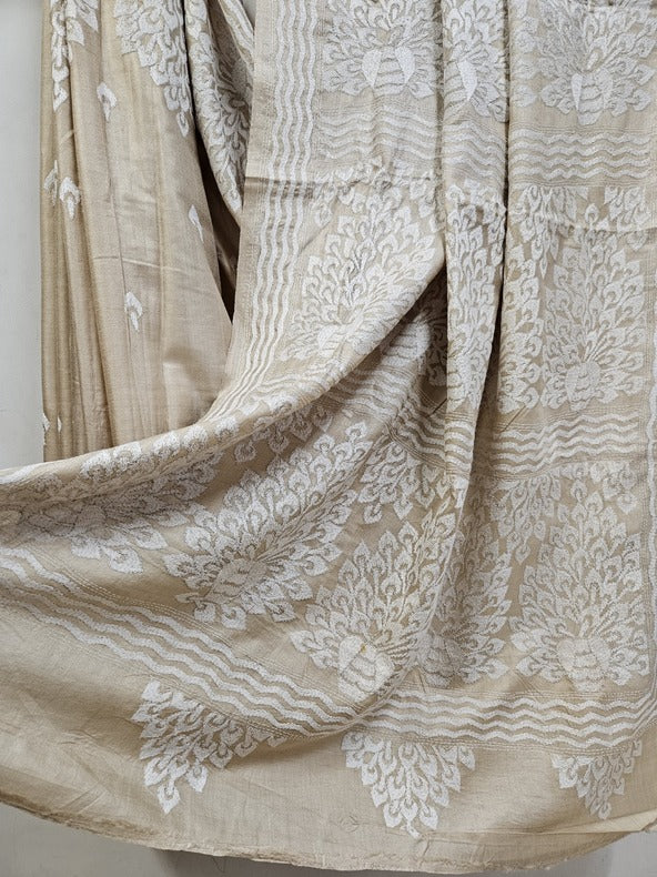 Cream & White Handloom Tussar with Kantha Charm By Balaram Saha Balaram Saha