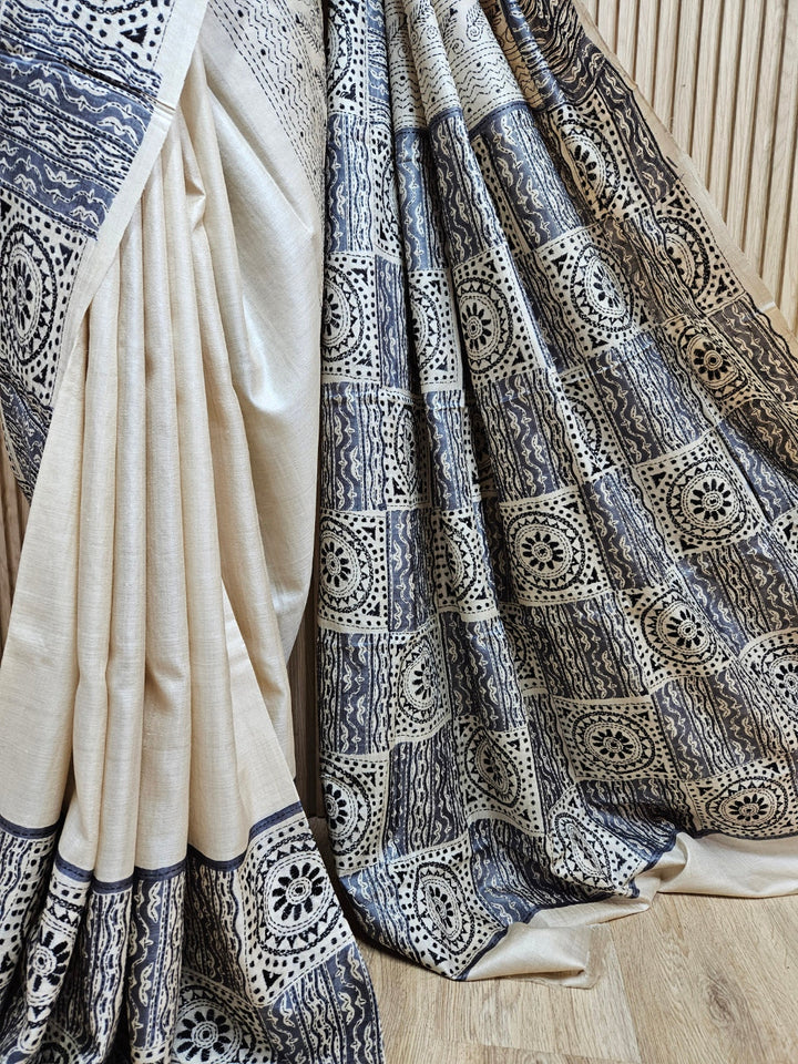Luxurious Tussar Silk: Balaram Saha's Cream Black Kantha Stitch Saree Balaram Saha
