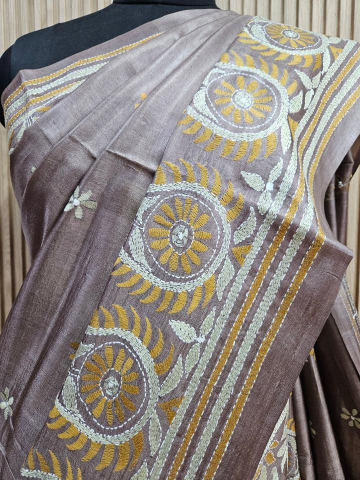 Discover the Timeless Elegance of this Exquisite Tussar Kantha Silk Saree Balaram Saha