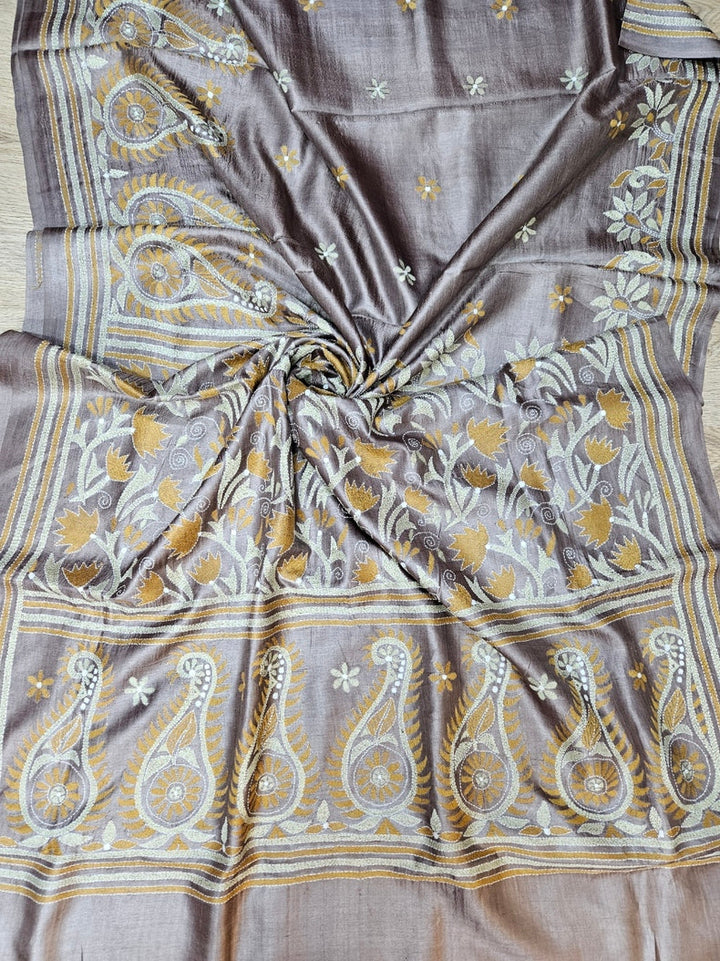 Discover the Timeless Elegance of this Exquisite Tussar Kantha Silk Saree Balaram Saha