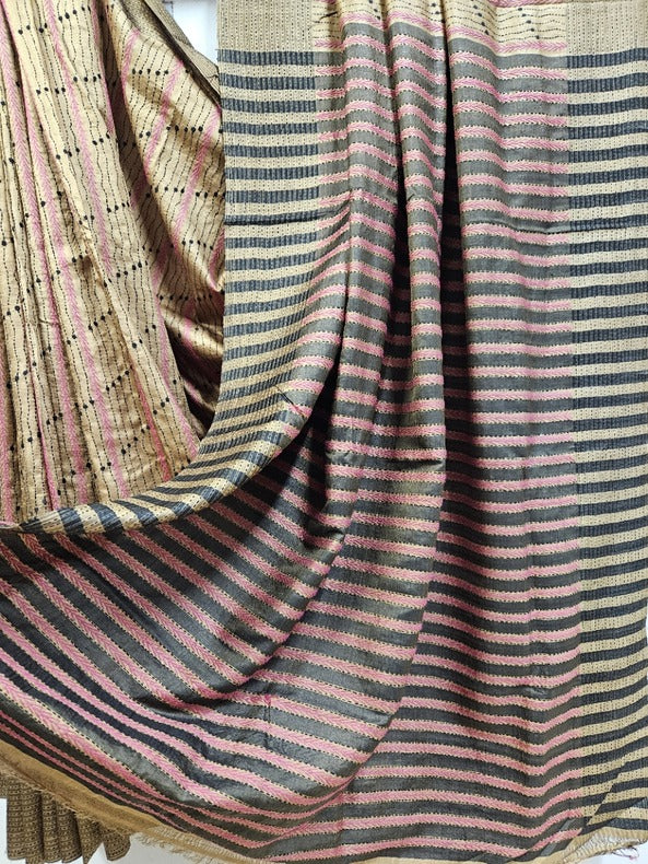 Artisanal Excellence: Balaram Saha's Katan Silk Kantha Saree Balaram Saha