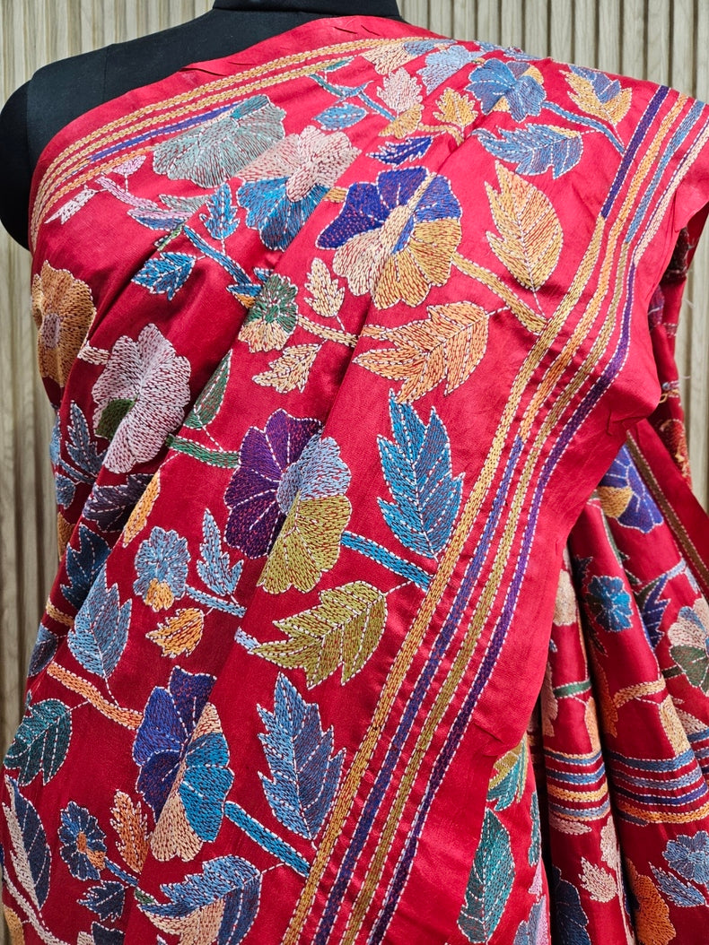 Handcrafted Beauty: White & Red Pure Katan Kantha Silk Saree from Balaram Saha Balaram Saha