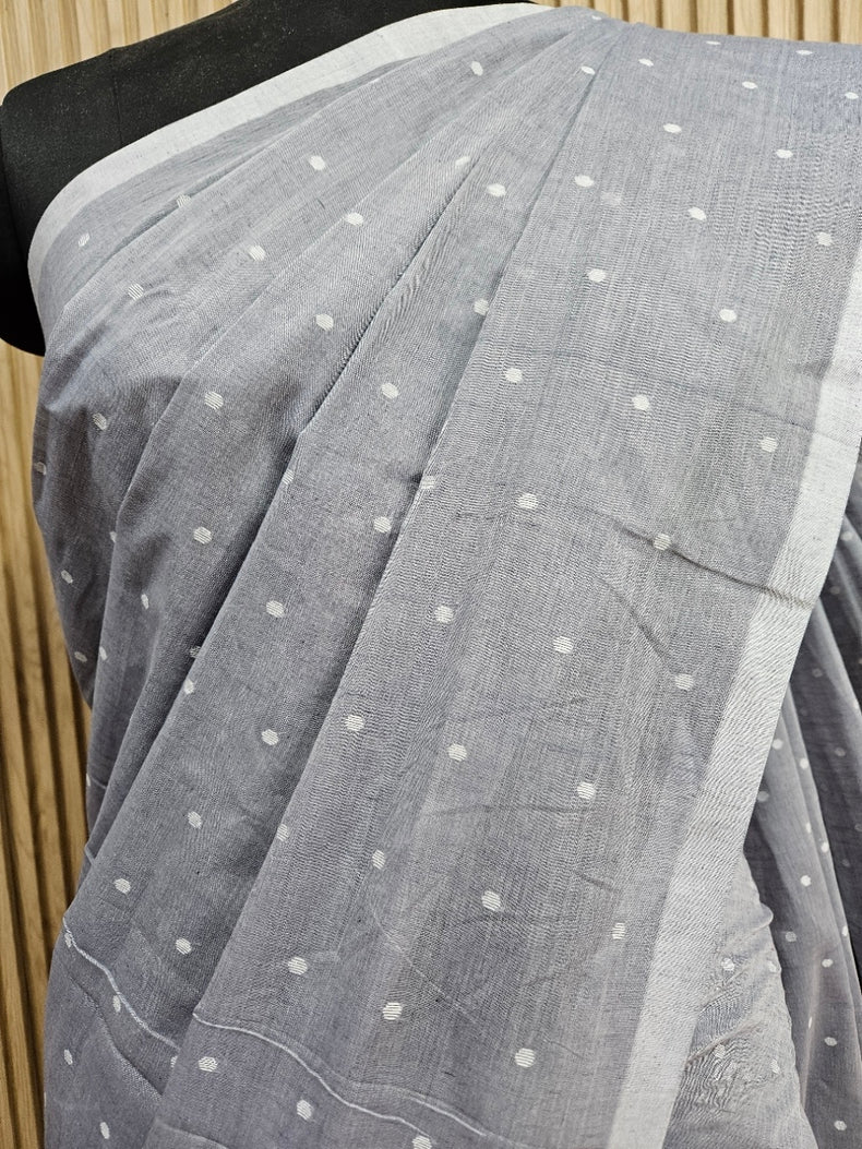 Discover the Timeless Elegance of this Grey & White Handwoven Cotton Jamdani Saree Balaram Saha