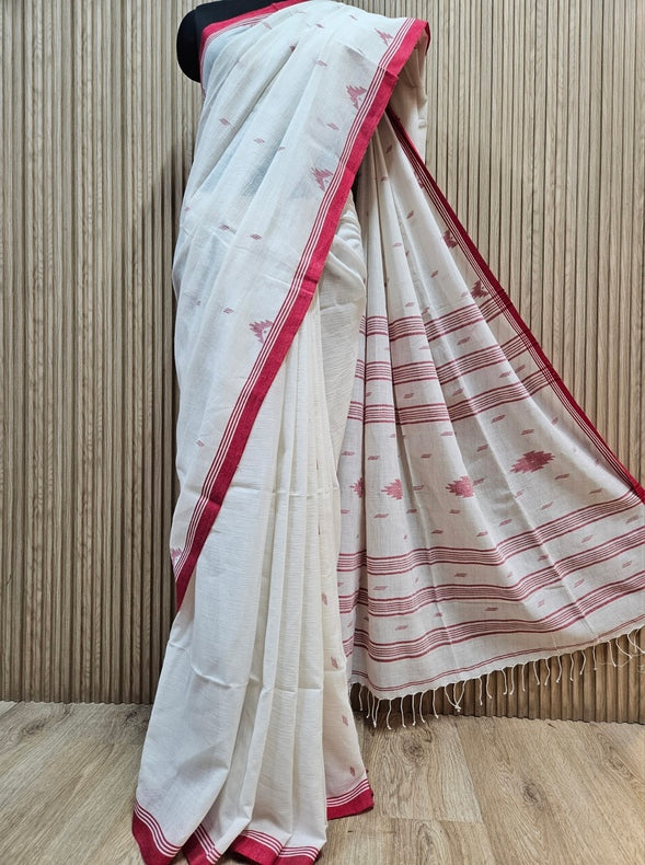 Discover the Timeless Elegance of our Off White & Red Handloom Handwoven Cotton Jamdani Saree