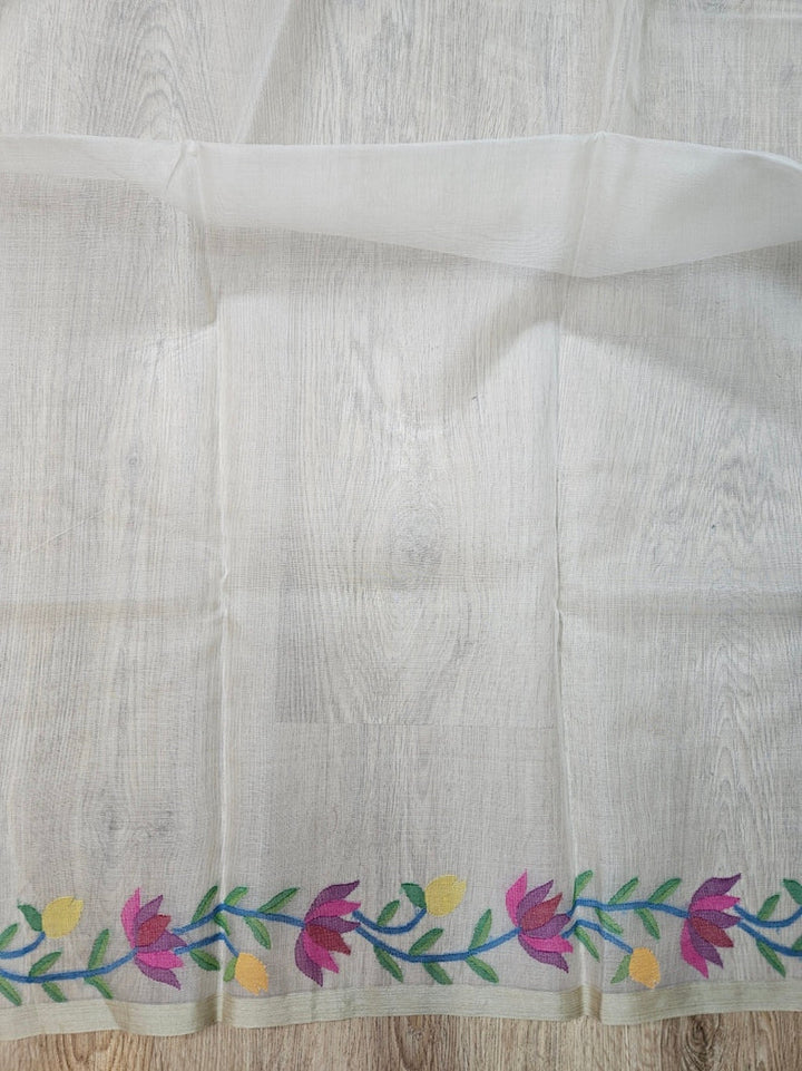 Off-White & Multicolor Handwoven Muslin Silk Jamdani Saree Balaram Saha