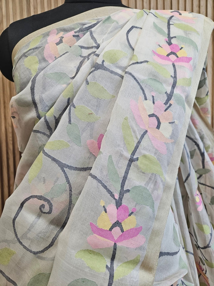 Off-White Floral Handwoven Muslin Silk Jamdani Saree Balaram Saha