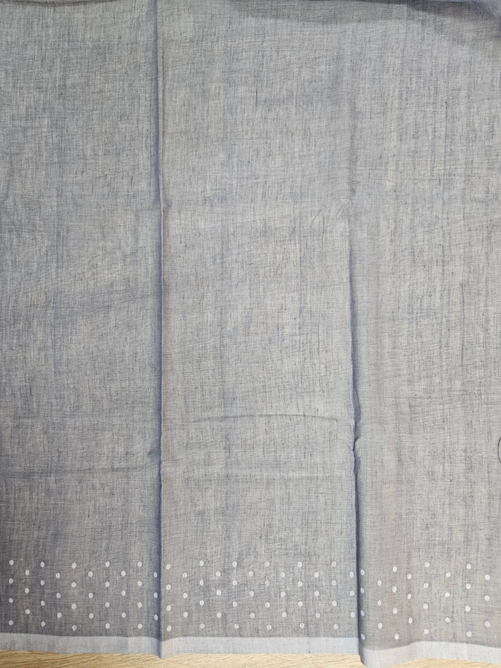Discover the Timeless Elegance of this Grey & White Handwoven Cotton Jamdani Saree Balaram Saha