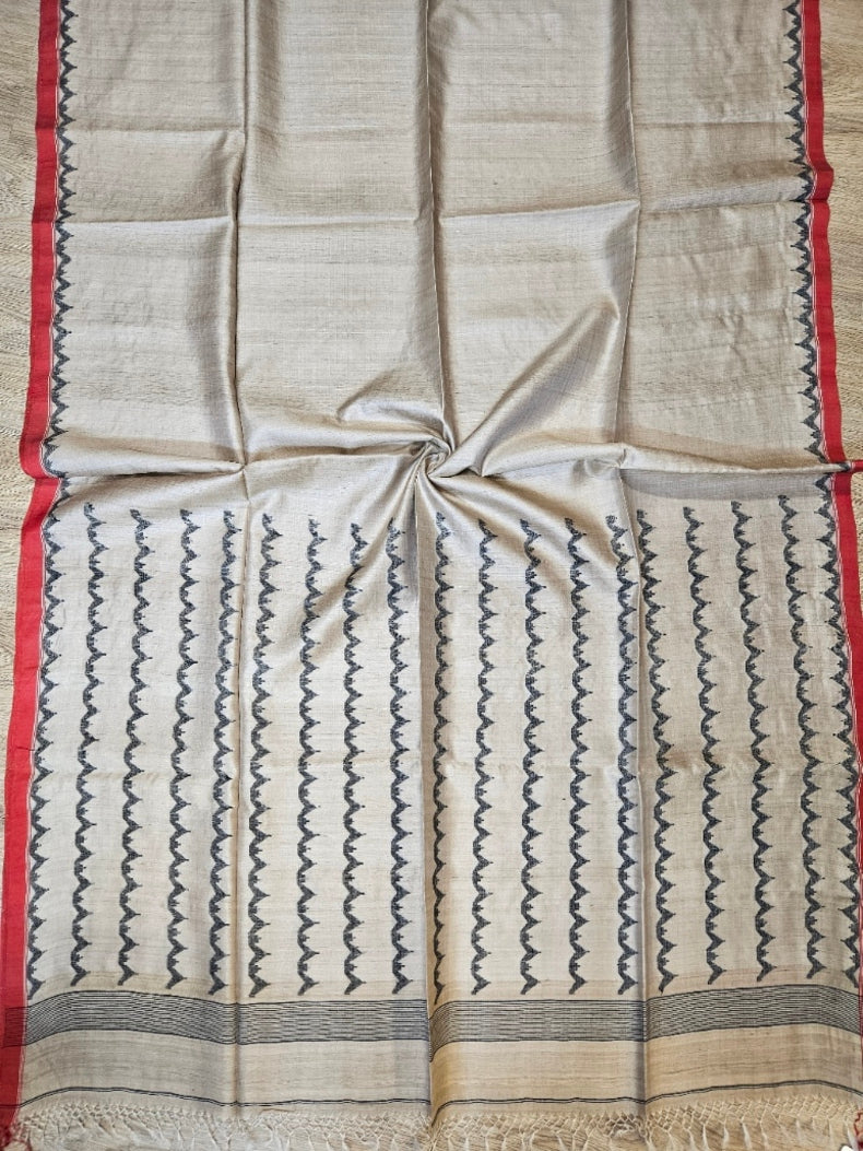 Beige & Red Handwoven Gachhi Tussar Silk Jamdani Saree Balaram Saha
