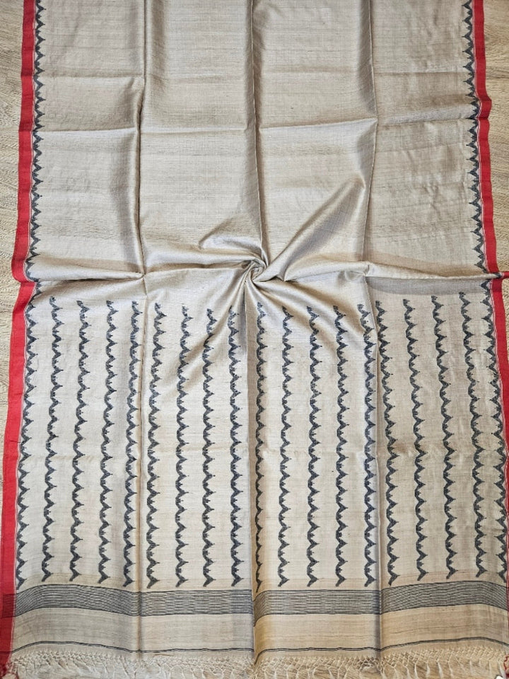 Beige & Red Handwoven Gachhi Tussar Silk Jamdani Saree Balaram Saha