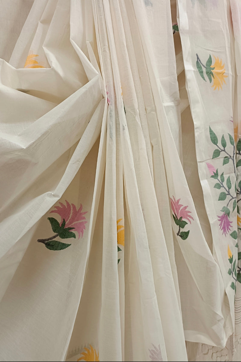 Off-White Traditional Handwoven Fine Cotton Jamdani Saree Balaram Saha