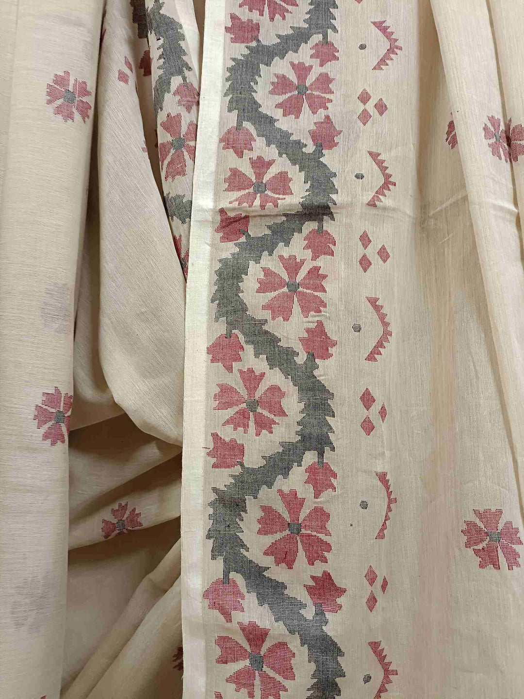 Beige Soft Handloom Handwoven Cotton Jamdani saree Balaram Saha