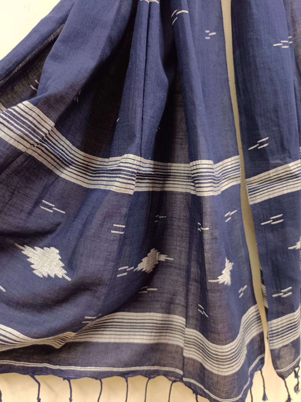 Indigo Handloom Handspun  Cotton Jamdani Stole Balaram Saha
