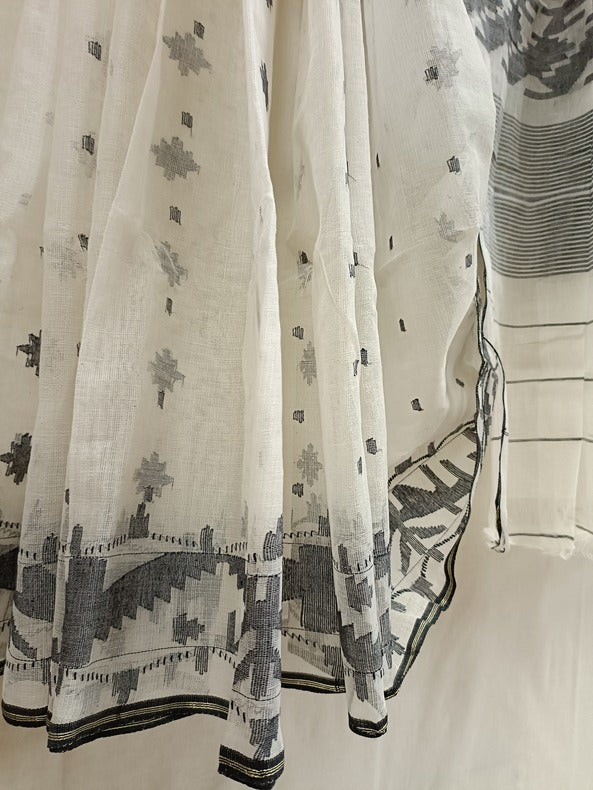 White & Black Handloom Handwoven Bangladesh Jamdani Saree Balaram Saha