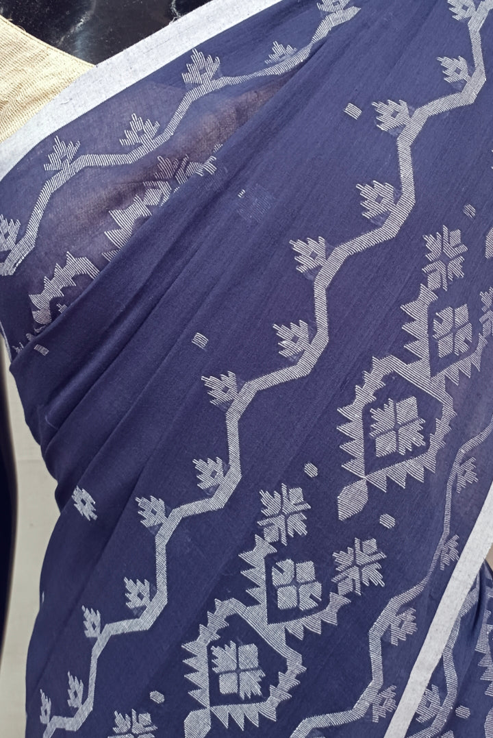 Indigo Handloom Handspun Handwoven Jamdani Saree (handloom saree, jamdani saree, jamdani sarees, cotton jamdani saree, jamdani cotton saree, handloom cotton saree, balaram saha online, jamdani saree online, soft jamdani saree, dhakai jamdani saree, dhakai jamdani sarees, Jamdani Border Saree, balaram saha handloom saree store photos)  https://www.outlooktraveller.com/destinations/india/city-guide-all-about-kolkata-the-city-of-joy