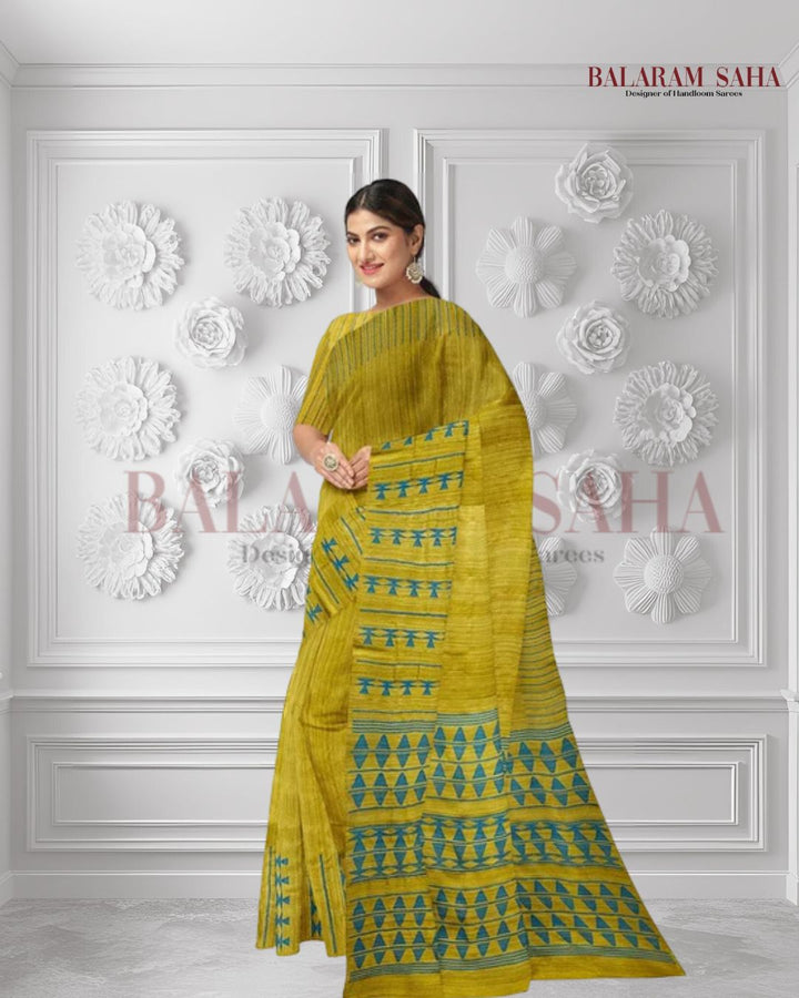 Mustard Yellow & Green Magic: Handloom Matka Silk Saree by Balaram Saha (handloom saree, silk saree, handloom silk saree, balaram saha online, silk sarees, balaram saha handloom saree store, silk handloom saree, bengal handloom sarees, pure silk, matka silk saree, matka silk, silk saree online)    https://www.rebelmouse.com/