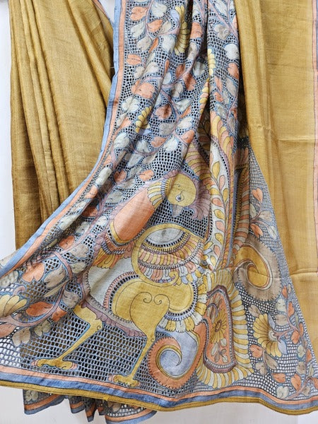 Mustard handloom Tussar Kalamkari Cutwork Saree (handloom saree, silk saree, handloom silk saree, balaram saha online, silk sarees, balaram saha handloom saree store photos, balaram saha handloom saree store, silk handloom saree, bengal handloom sarees, pure silk, kantha silk saree, tussar silk, tussar silk saree, silk saree online)  https://lbb.in/kolkata/best-saree-shops-kolkata/