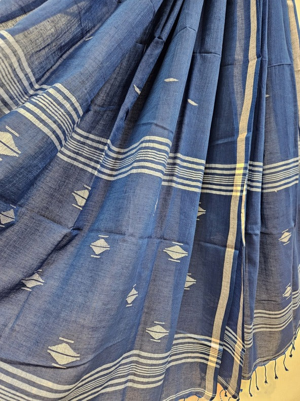 Navy and White Handspun Handwoven Cotton Jamdani Dupatta by Balaram Saha  https://bitly.com/