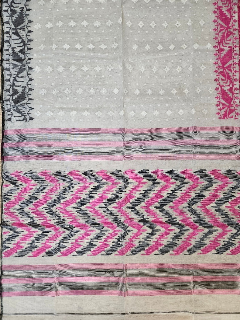 Balaram Saha's Handwoven Off-White Cotton Dhakai Saree: A Touch of Ganga - Jamuna Balaram Saha